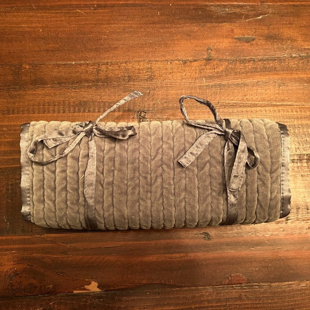 Pottery Barn Vintage Silver Gray Travel Jewelry Pouch Case Roll EUC